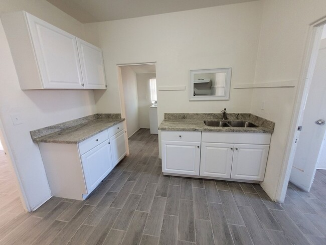 property at 383 S 7th Ave
