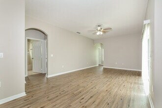 2888 Sweetspire Cir in Kissimmee, FL - Building Photo - Building Photo