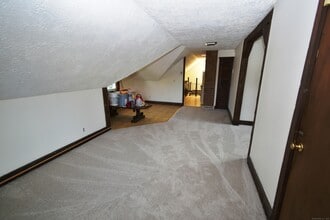 21 Condon Rd in Bristol, CT - Building Photo - Building Photo
