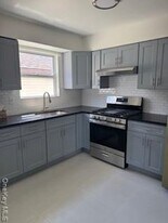 111-32 139th St in Queens, NY - Building Photo