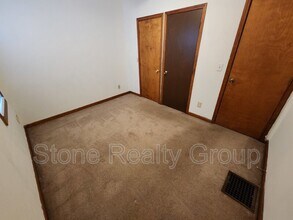 1809 S Center St in Terre Haute, IN - Building Photo - Building Photo