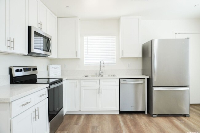 property at 1236 S Farragut St