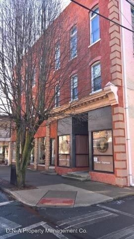 42 Broadway in Bangor, PA - Building Photo