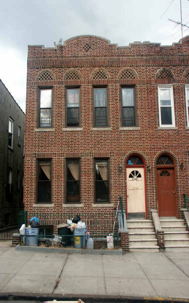 2249 Newbold Ave in Bronx, NY - Building Photo