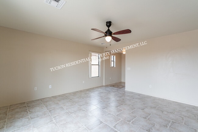 4123 E Cameo Point Dr in Tucson, AZ - Building Photo - Building Photo