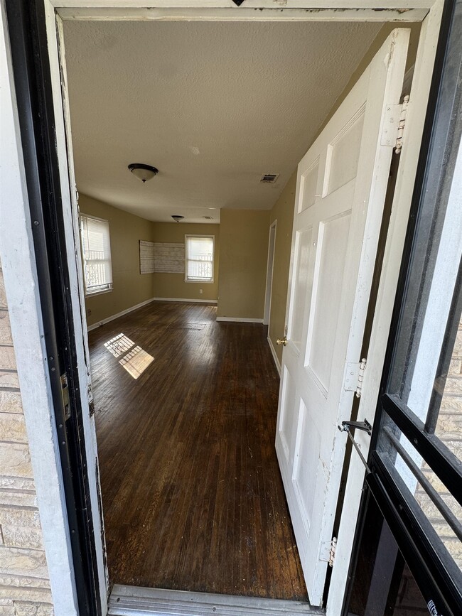 4071 Grey Rd in Memphis, TN - Building Photo - Building Photo