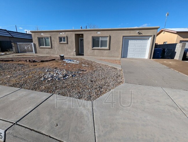 4225 Penelope Pl NE in Albuquerque, NM - Building Photo - Building Photo