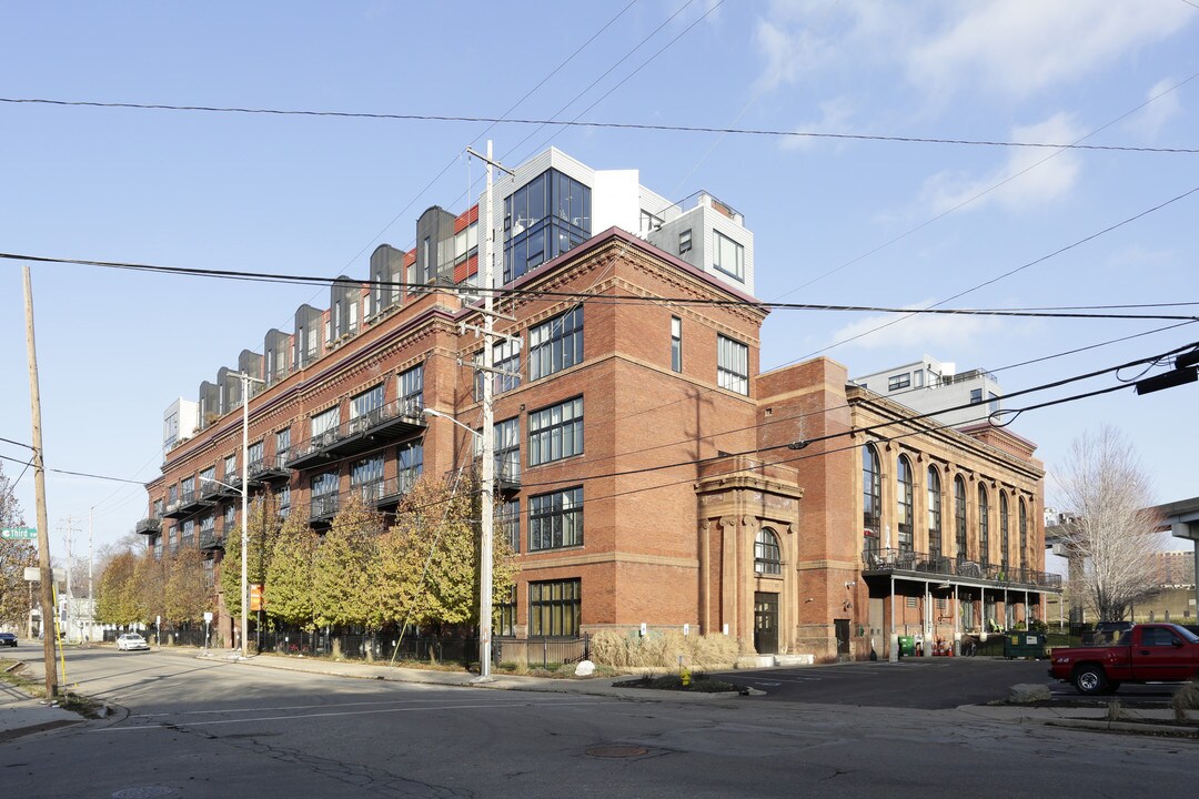 Union Square in Grand Rapids, MI - Building Photo