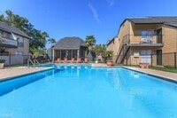 2139 Lake Hills Dr photo'