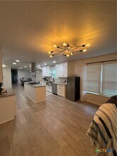 1428 Lee St in New Braunfels, TX - Building Photo - Building Photo