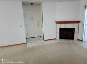 28347 Winn Ct, Unit 3 in Hayward, CA - Foto de edificio - Building Photo