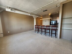 1024 Dodge St in Omaha, NE - Building Photo - Building Photo