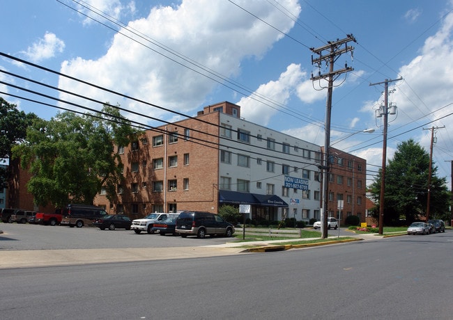 River Crossing in Riverdale, MD - Foto de edificio - Building Photo