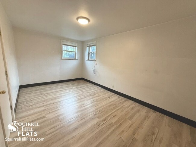 5710 Phillips Ave, Unit A1 in Pittsburgh, PA - Building Photo - Building Photo