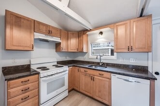 95 Wheeler St in Gloucester, MA - Building Photo - Building Photo