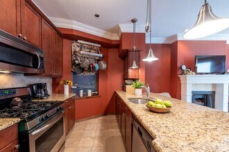 902 Willow Ave in Hoboken, NJ - Building Photo - Building Photo
