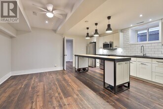 234 Seaton St in Toronto, ON - Building Photo - Building Photo