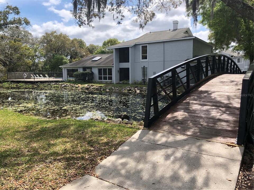 4133 Dolphin Dr in Tampa, FL - Building Photo