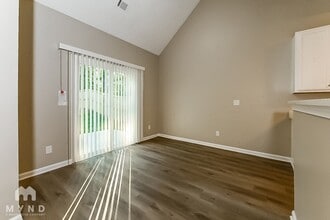 7877 Collinswood Ct in Jonesboro, GA - Building Photo - Building Photo