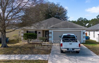 11916 Hayden Lakes Cir in Jacksonville, FL - Building Photo