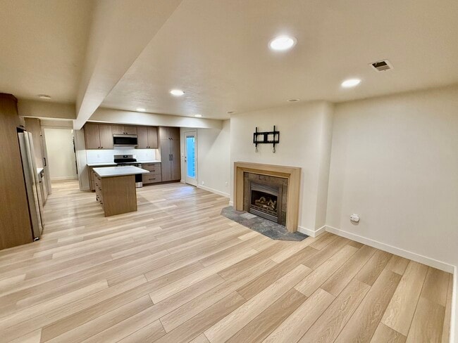 8097 S 3680 W in West Jordan, UT - Building Photo - Building Photo