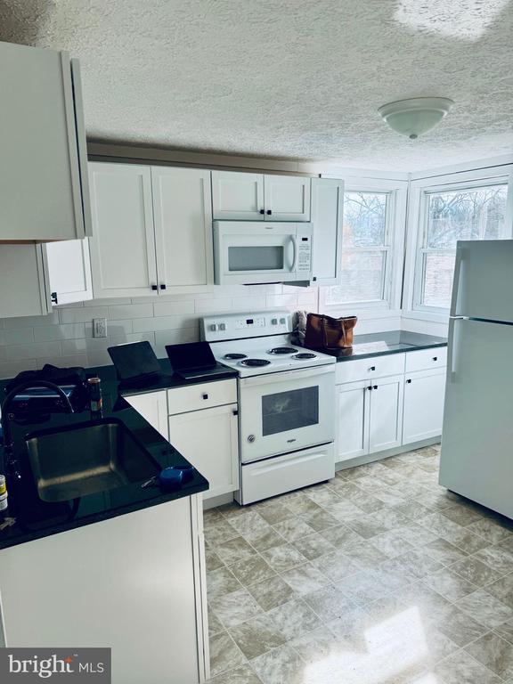 property at 3392 N Main St