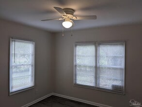 8320 Binkley St in Pensacola, FL - Building Photo - Building Photo