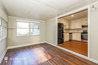 10268 Foxfire Terrace in Jonesboro, GA - Building Photo - Building Photo