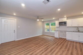 6008 Wedgefield St-Unit -A in Houston, TX - Building Photo - Building Photo