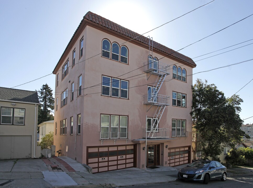 478 Capital St in Oakland, CA - Foto de edificio