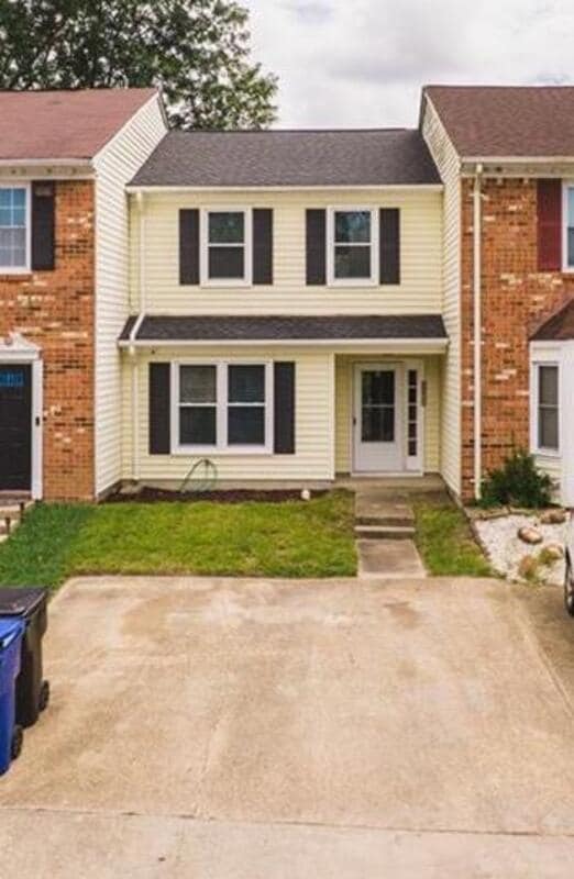 property at 1528 Jameson Dr
