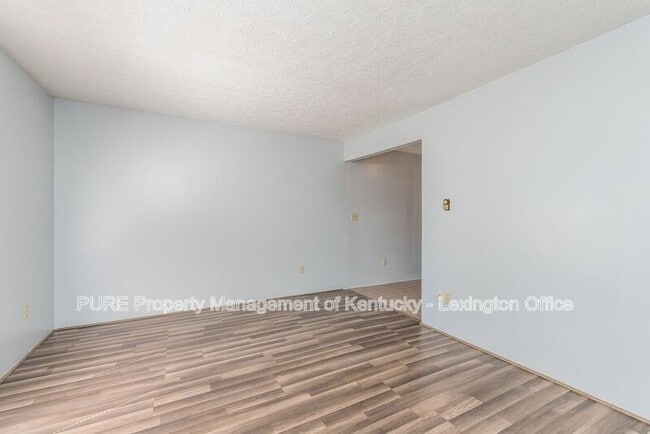 141 Centennial Dr in Frankfort, KY - Building Photo - Building Photo