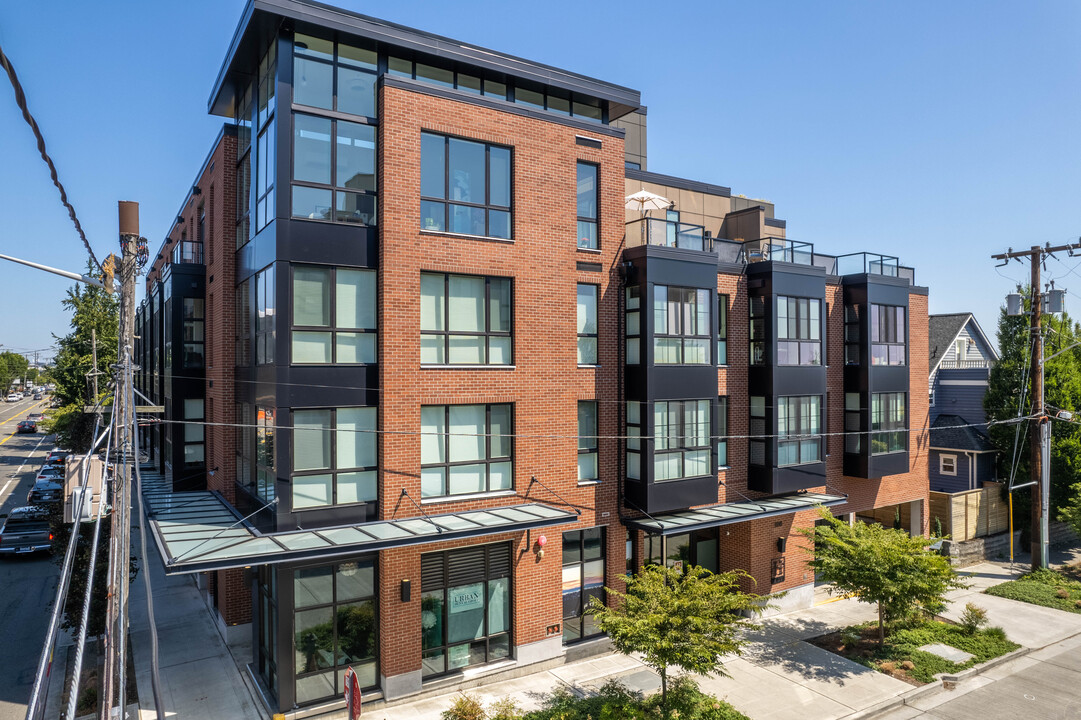 Hendon Condominiums in Seattle, WA - Foto de edificio