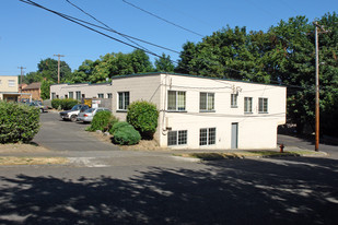 1810-1838 N Argyle St Apartments