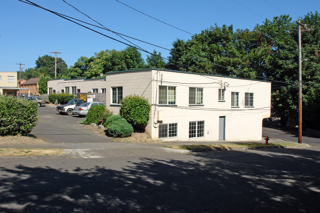 1810-1838 N Argyle St in Portland, OR - Building Photo