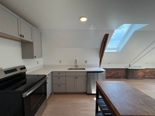 1641 E Michigan St, Unit C