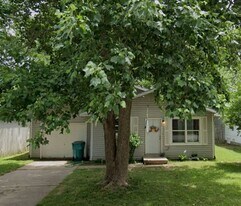 1650 N Engel Ave in Springfield, MO - Building Photo