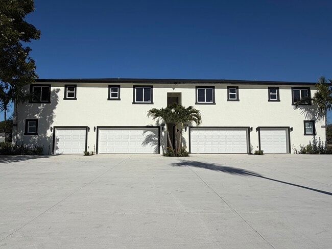 property at 1112 White Pine Dr