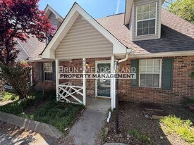 6523 Doe Creek Way in Knoxville, TN - Building Photo