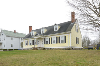 88 Winthrop St in Taunton, MA - Building Photo - Building Photo