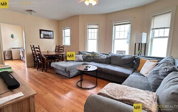 80 Brooks St, Unit 2 in Boston, MA - Building Photo - Building Photo