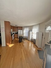 135 Walnut St in Somerville, MA - Building Photo - Building Photo