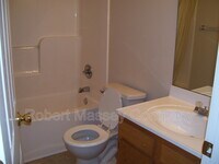 110 Hurstfield Dr photo'