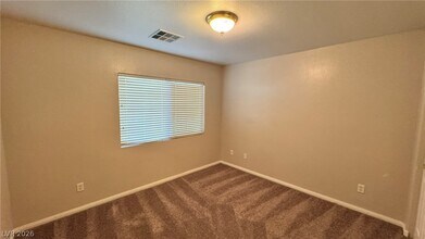 10585 Medicine Bow St in Las Vegas, NV - Building Photo - Building Photo