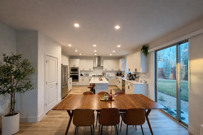 property at 3319 W Good Ave