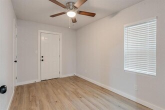 3704 S Lee Ave in Oklahoma City, OK - Building Photo - Building Photo