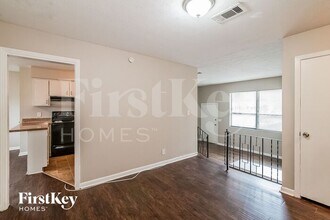 5815 Fiat Ln in Jacksonville, FL - Building Photo - Building Photo