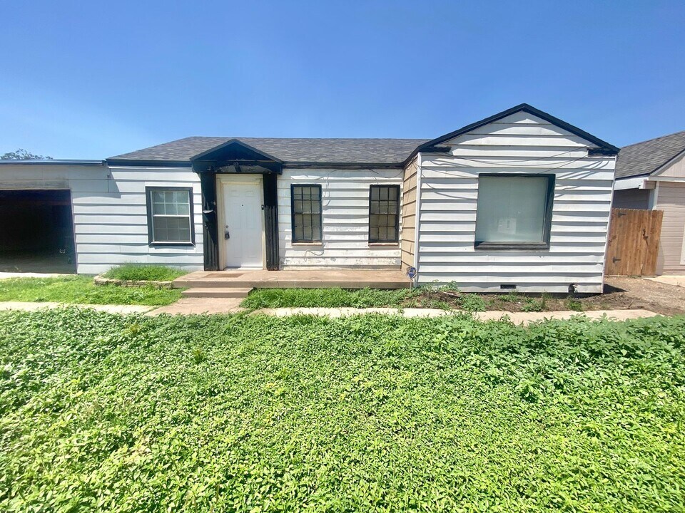 3420 27th St in Lubbock, TX - Building Photo
