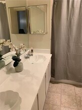 870 NW 81st Ter in Plantation, FL - Building Photo - Building Photo