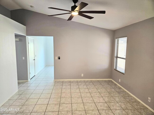 15734 W Young St in Surprise, AZ - Building Photo - Building Photo